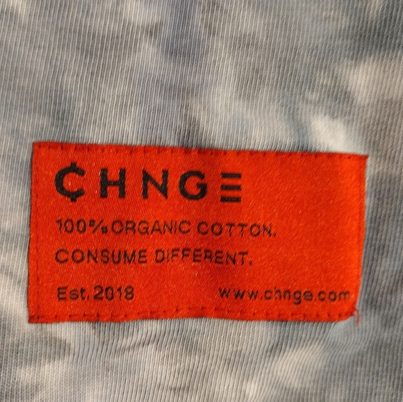 CHNGE Tie Dye Love Cropped T-shirt - Picture 4 of 7